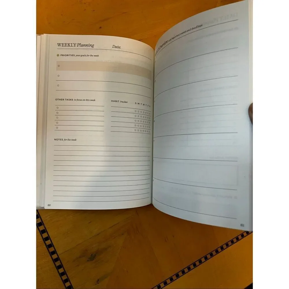 New! Papier Start Fresh Every Day Productivity Planner